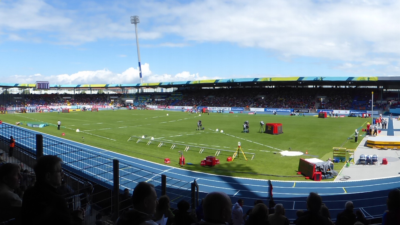 Eintracht-Stadion, Foto: Kassandro, https://commons.wikimedia.org/w/index.php?curid=37234821